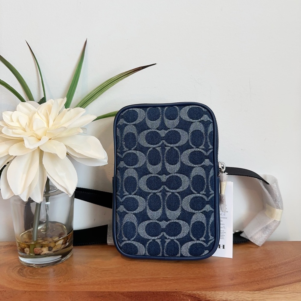 Coach Aden Crossbody Bag In‎ Signature Denim